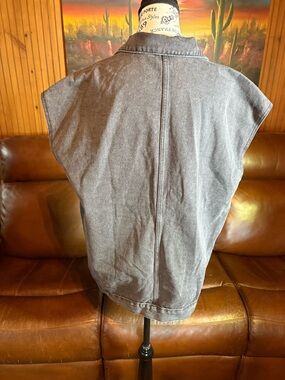 Black Sleeveless Denim Vesting